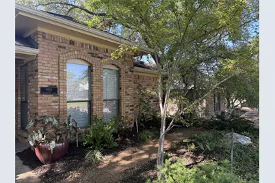 9918 Chimney Hill Lane, Dallas, TX 75243 - Photo 33
