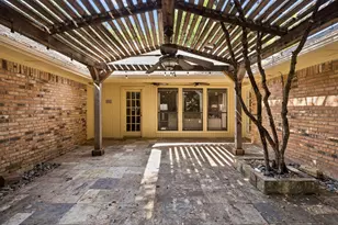 9918 Chimney Hill Ln, Dallas, TX 75243 - Photo 35