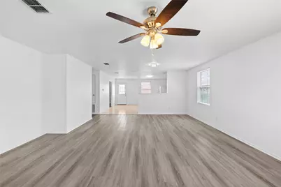 8421 Cotton Valley Lane, Arlington, TX 76002 - Photo 9