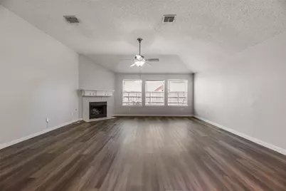 8806 Oakwood Lane, Frisco, TX 75035 - Photo 9