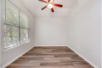 8806 Oakwood Lane, Frisco, TX 75035 - Photo 5