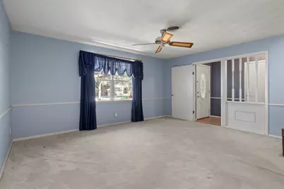 10636 Chesterton Drive, Dallas, TX 75238 - Photo 7