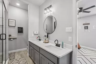 3600 Martin Street, Fort Worth, TX 76119 - Photo 11