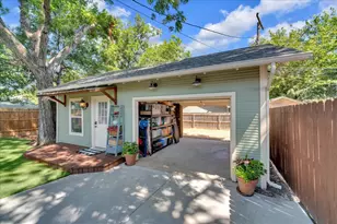 4532 Pershing Ave, Fort Worth, TX 76107 - Photo 35