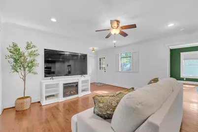 4532 Pershing Avenue, Fort Worth, TX 76107 - Photo 17