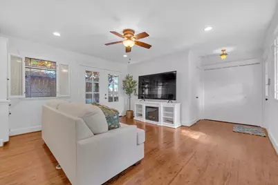 4532 Pershing Avenue, Fort Worth, TX 76107 - Photo 13