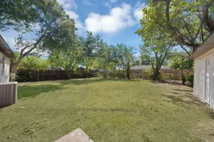 112 Laurel St, Lancaster, TX 75134 - Photo 33