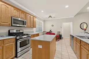 800 E Aimee St, Forney, TX 75126 - Photo 9