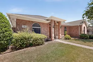800 E Aimee St, Forney, TX 75126 - Photo 3