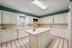 1452 W 2nd Ave, Corsicana, TX 75110 - Photo 11