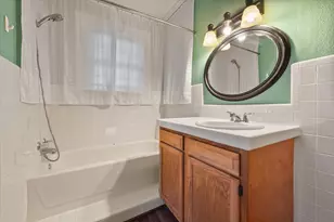 1452 W 2nd Ave, Corsicana, TX 75110 - Photo 17