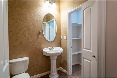 117 Corinna Court, Hurst, TX 76053 - Photo 17