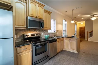 117 Corinna Court, Hurst, TX 76053 - Photo 5