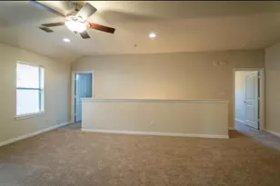 117 Corinna Ct, Hurst, TX 76053 - Photo 9