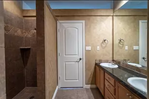 117 Corinna Ct, Hurst, TX 76053 - Photo 15