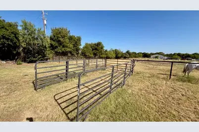 3109 N County Road 810, Burleson, TX 76009 - Photo 7