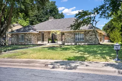 10115 Laingtree Drive, Dallas, TX 75243 - Photo 29