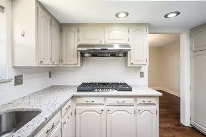 10115 Laingtree Drive, Dallas, TX 75243 - Photo 11
