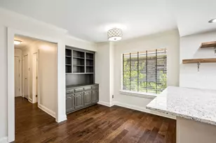 10115 Laingtree Dr, Dallas, TX 75243 - Photo 13