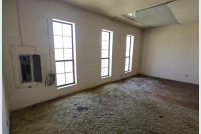 308 E Patterson Street, Eastland, TX 76448 - Photo 7