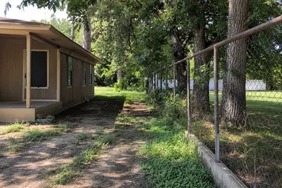 308 E Patterson Street, Eastland, TX 76448 - Photo 11