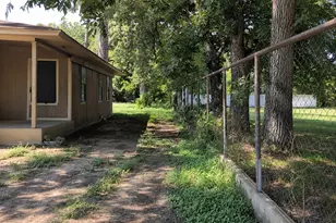 308 E Patterson St, Eastland, TX 76448 - Photo 11