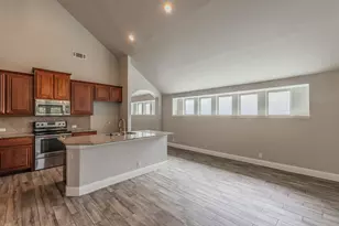 813 Andrews Ct, Anna, TX 75409 - Photo 5