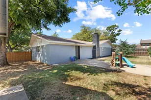 213 Wilshire Dr, Euless, TX 76040 - Photo 23