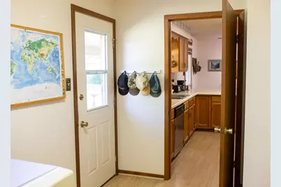 1021 Avenue B, Fredericksburg, TX 78624 - Photo 17