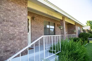 1021 Ave B, Fredericksburg, TX 78624 - Photo 3