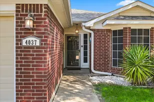4037 Staghorn Cir N, Fort Worth, TX 76137 - Photo 3