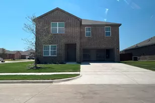 17 Cherryridge Dr, Edgecliff Village, TX 76134 - Photo 1
