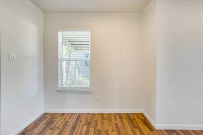 128 Tarrant Avenue, Burleson, TX 76028 - Photo 13