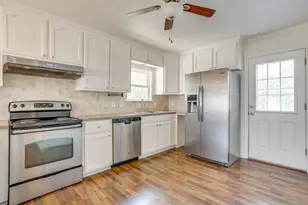 128 Tarrant Ave, Burleson, TX 76028 - Photo 17