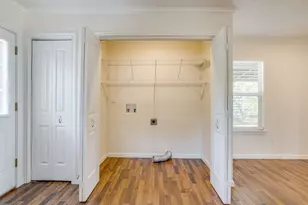 128 Tarrant Ave, Burleson, TX 76028 - Photo 15