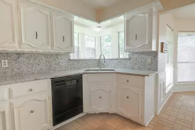 6809 Fawn Valley Place, Rowlett, TX 75089 - Photo 9