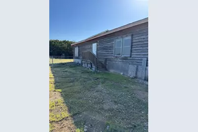 910 Star Drive, Granbury, TX 76049 - Photo 7