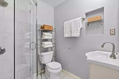 649 Peavy Road, Dallas, TX 75218 - Photo 13