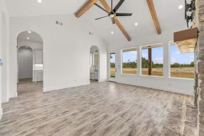 8140 Lavender Road, Springtown, TX 76082 - Photo 7