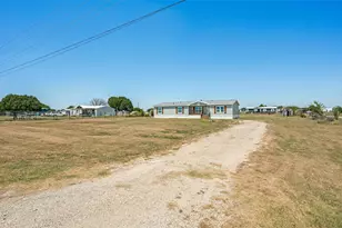 1125 County Rd 607, Alvarado, TX 76009 - Photo 35