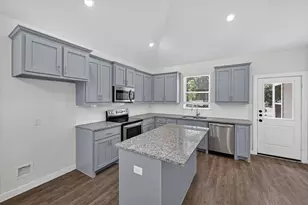 610 E Texas St, Denison, TX 75021 - Photo 7
