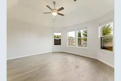 1520 Eleanor Drive, Fort Worth, TX 76052 - Photo 13