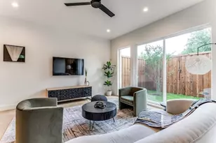 911 Muncie Ave, Dallas, TX 75212 - Photo 1