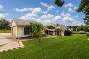 114 Seminole Dr, Gainesville, TX 76240 - Photo 21