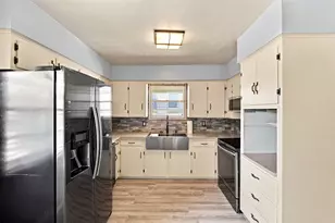 2022 Normandy Dr, Irving, TX 75060 - Photo 5