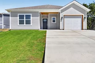 1312 Phoenix Ct, Granbury, TX 76048 - Photo 1