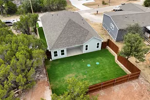 1312 Phoenix Ct, Granbury, TX 76048 - Photo 3