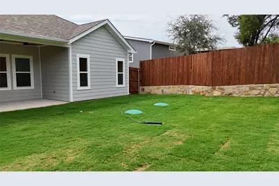 1312 Phoenix Court, Granbury, TX 76048 - Photo 17