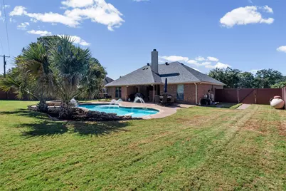 9719 Ravenswood Road, Granbury, TX 76049 - Photo 9