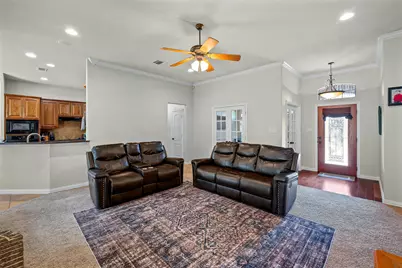 9719 Ravenswood Road, Granbury, TX 76049 - Photo 13